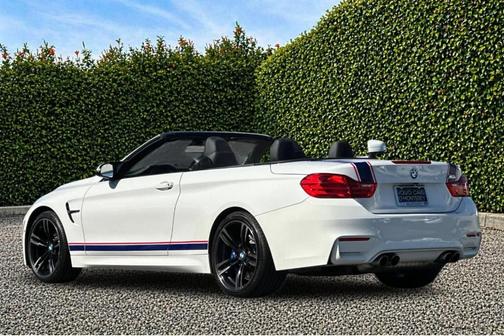Alpine White 2015 BMW M4 Base