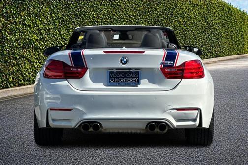 Alpine White 2015 BMW M4 Base