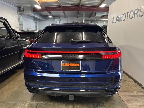 2023 Audi Q8 55 Prestige