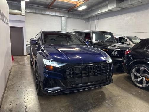 2023 Audi Q8 55 Prestige