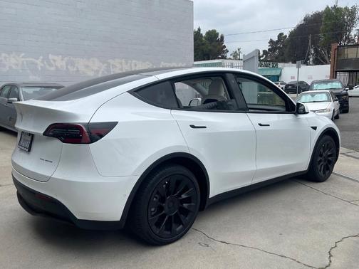 2022 Tesla Model Y Long Range