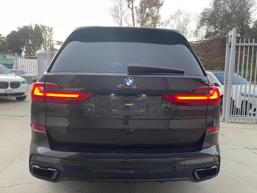 2019 BMW X7 xDrive40i