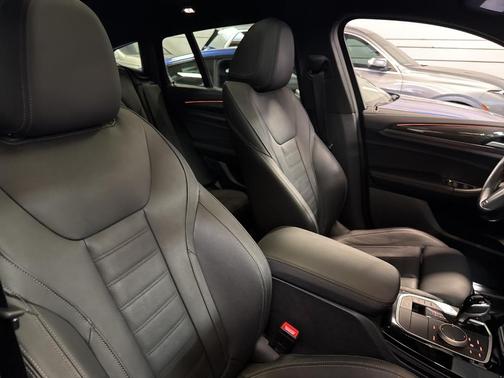 2022 BMW X4 M40i