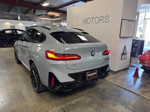 2022 BMW X4 M40i