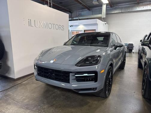 2024 Porsche Cayenne AWD