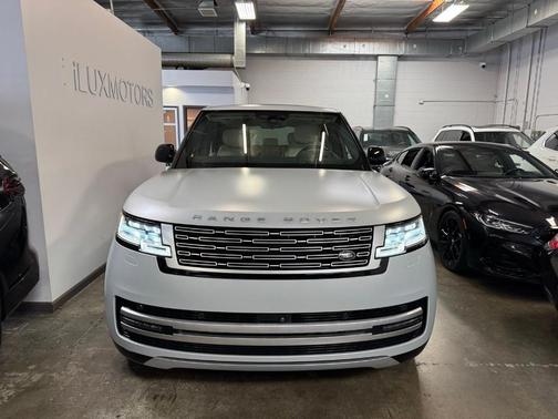 2025 Land Rover Range Rover AUTOBIOGRAPHY