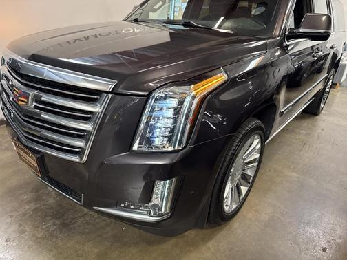 2017 Cadillac Escalade ESV Platinum