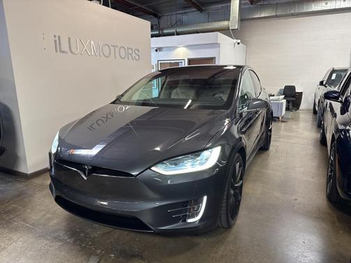 2018 Tesla Model X 100D