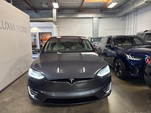 2018 Tesla Model X 100D
