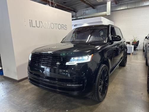 2023 Land Rover Range Rover SE