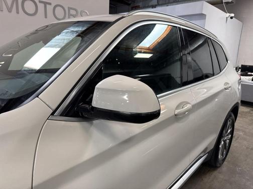 Alpine White 2019 BMW X3 sDrive30i