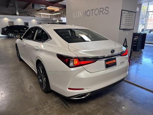 2023 Lexus ES 350 350