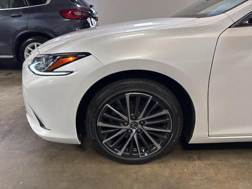 2023 Lexus ES 350 350