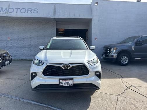 2023 Toyota Highlander XLE