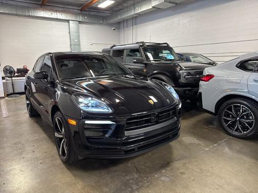 2024 Porsche Macan S