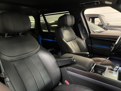 2025 Land Rover Range Rover AUTOBIOGRAPHY