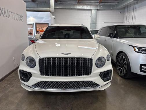 2023 Bentley Bentayga Azure