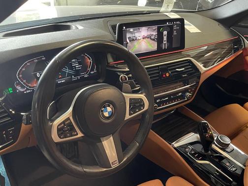 2022 BMW 540 i