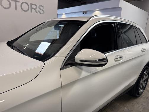 2019 Mercedes-Benz GLC 300 Base
