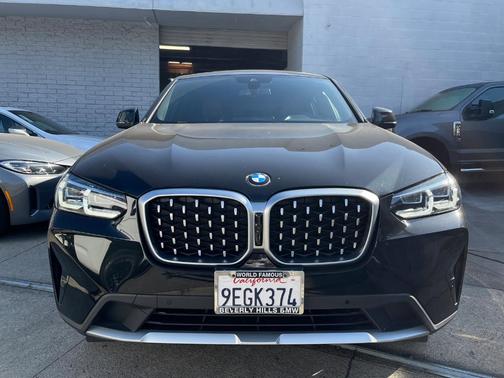 2023 BMW X4 xDrive30i