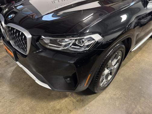 2023 BMW X4 xDrive30i