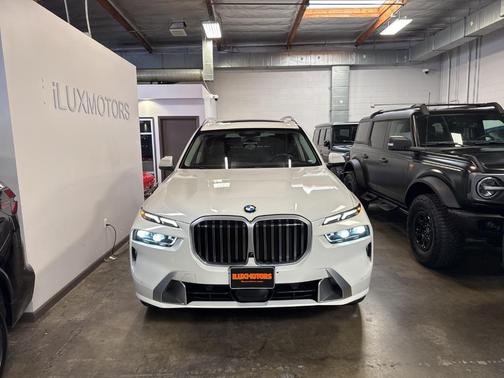 2024 BMW X7 xDrive40i