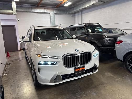 2024 BMW X7 xDrive40i