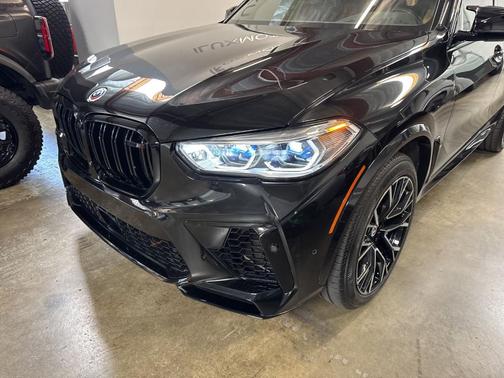 Black Sapphire Metallic 2022 BMW X5 M Base