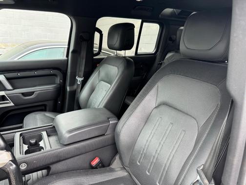 2022 Land Rover Defender 110 X-Dynamic HSE