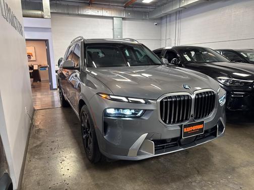 2023 BMW X7 xDrive40i