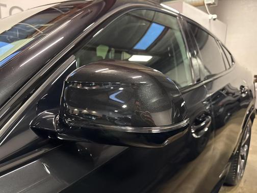 2024 BMW X6 xDrive40i