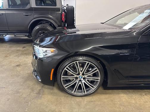 2019 BMW 540 i