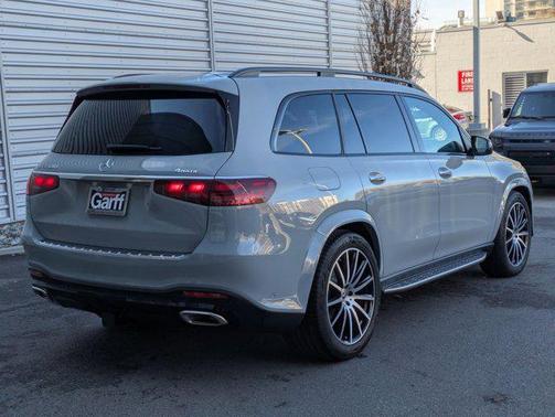 MANUFAKTUR Alpine Grey 2026 Mercedes-Benz GLS 580 4MATIC