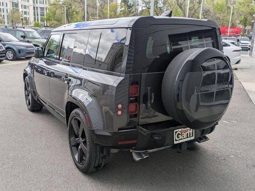 Carpathian Grey Premium Metallic 2025 Land Rover Defender 110 P500 X-Dynamic SE