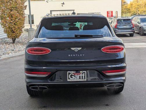 2023 Bentley Bentayga V8