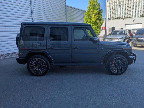 MANUFAKTUR Graphite Metallic 2026 Mercedes-Benz AMG G 63 AMG G 63