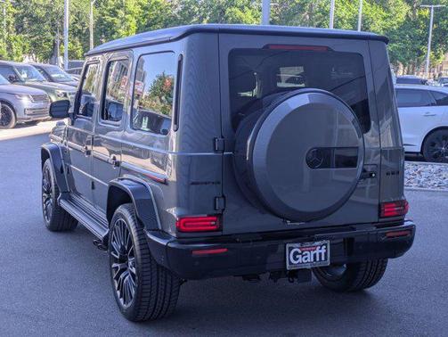 MANUFAKTUR Graphite Metallic 2026 Mercedes-Benz AMG G 63 AMG G 63