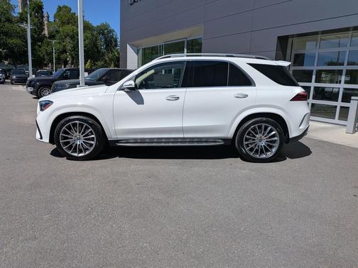 Polar White 2026 Mercedes-Benz GLE 450 4MATIC