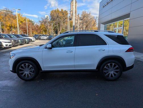 2026 Mercedes-Benz GLE 450e 4MATIC