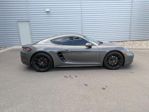 2019 Porsche 718 Cayman 2dr Car
