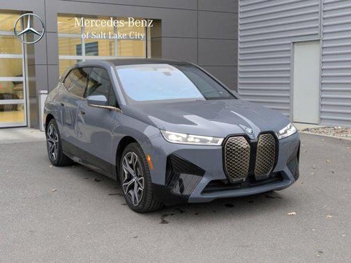 2022 BMW iX xDrive50