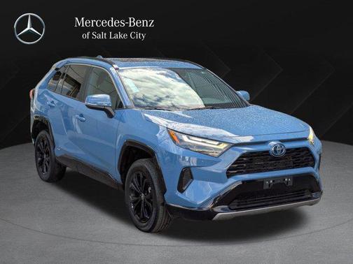 2022 Toyota RAV4 Hybrid SE