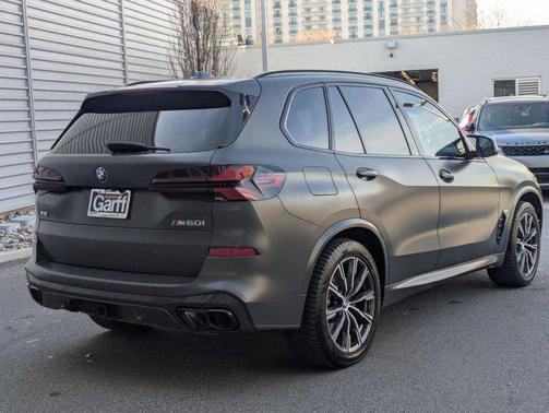 2024 BMW X5 M60i