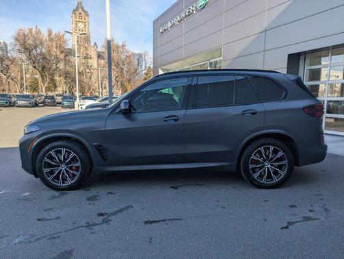 2024 BMW X5 M60i