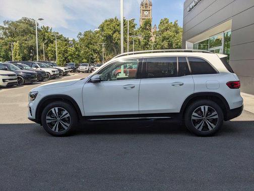 2025 Mercedes-Benz GLB 250 4MATIC