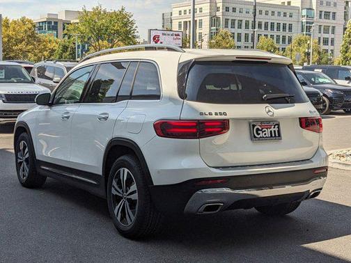 2025 Mercedes-Benz GLB 250 4MATIC