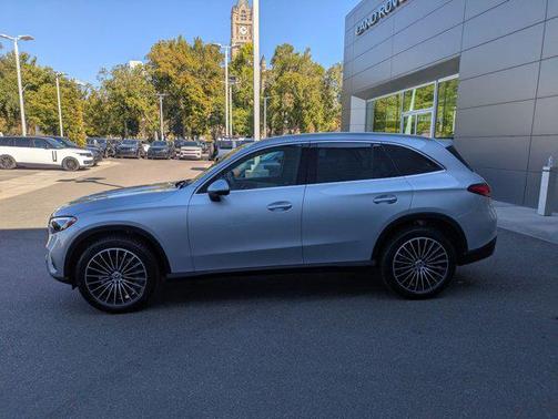 2026 Mercedes-Benz GLC 300 4MATIC
