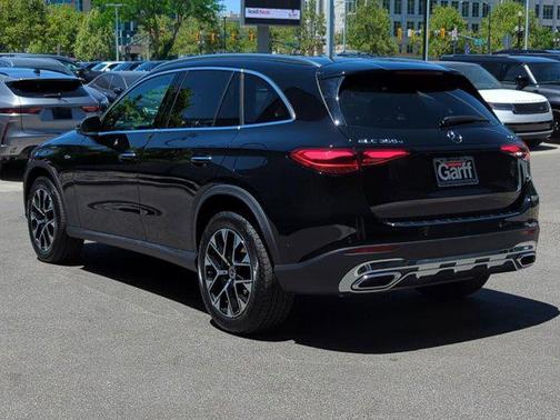 2025 Mercedes-Benz GLC 350e Base