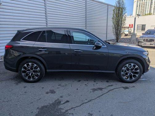 Graphite Grey Metallic 2026 Mercedes-Benz GLC 350e Base