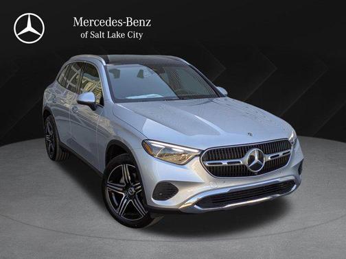 Cirrus Silver Metallic 2026 Mercedes-Benz GLC 300 4MATIC